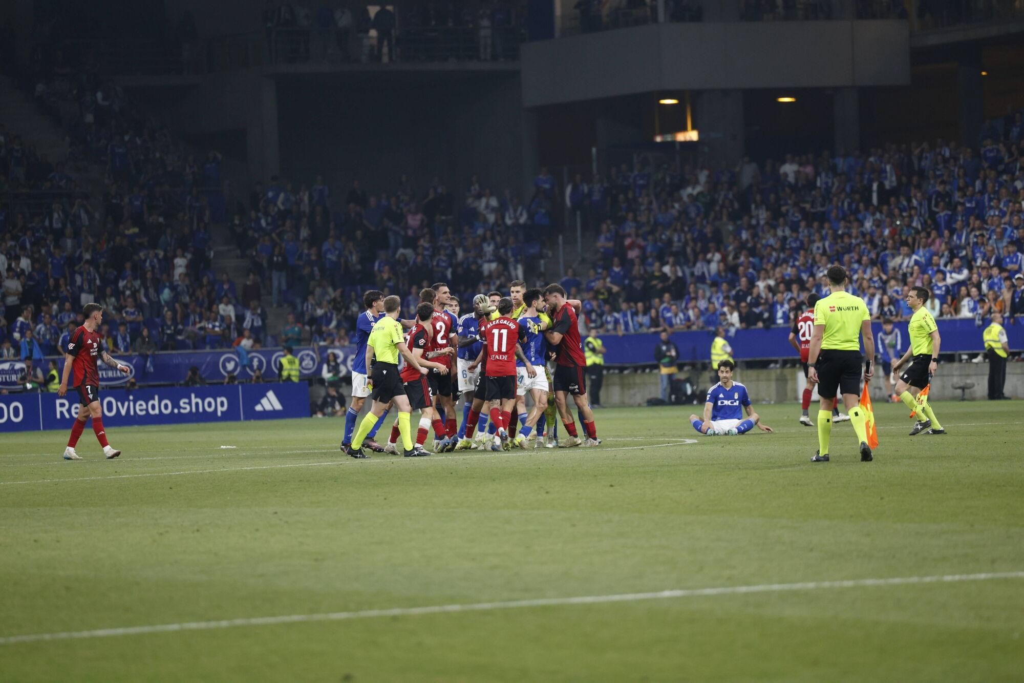 Así se vivió en el Carlos Tartiere la final del play-off entre el Real Oviedo y el Mirandés