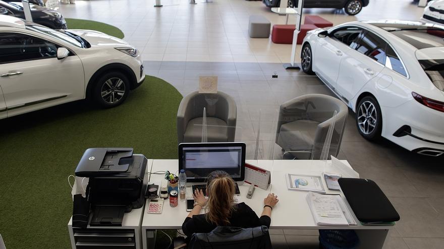 La venta de coches nuevos repunta en Málaga pero sigue lejos del nivel prepandemia