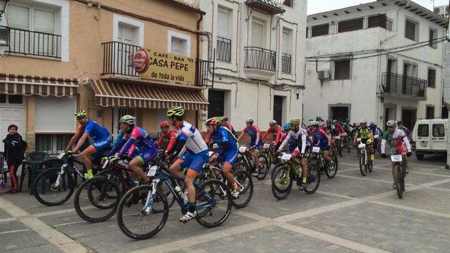 150 participantes en el segundo maratón BTT de Deleitosa