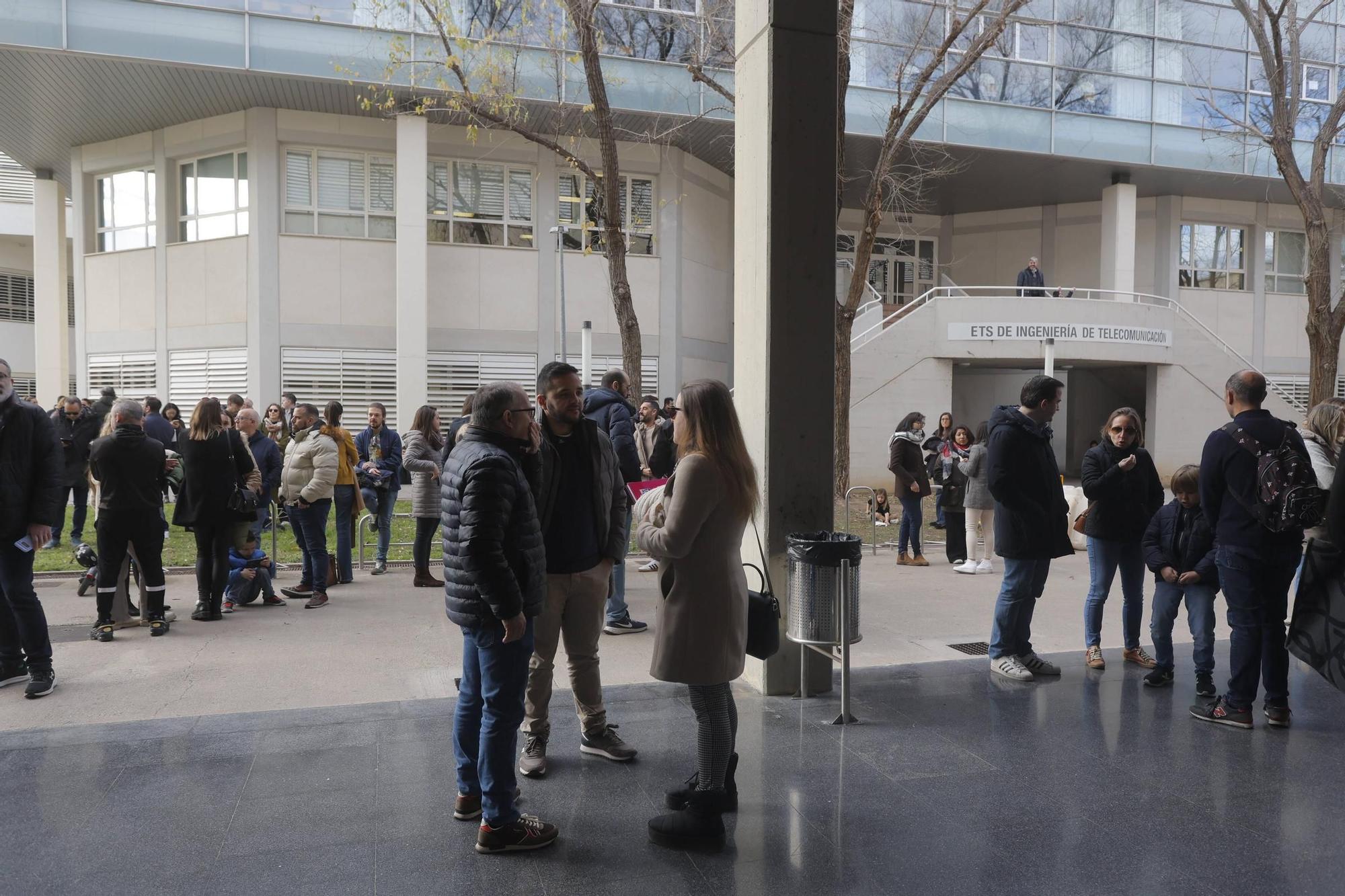 Dos mil niños participan en la Olimpiada Matemática que hoy ha organizado el Colegio Guadalaviar en la UPV