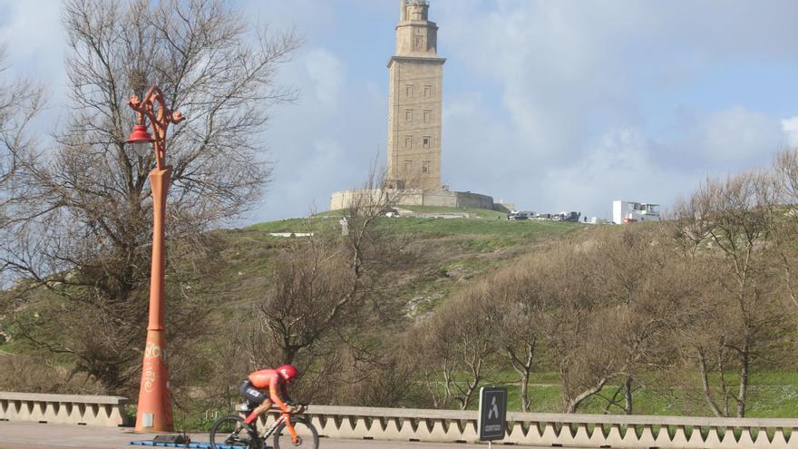 El planeamiento urbanístico de la Torre de Hércules, en A Coruña, tendrá que adaptarse al de conservación