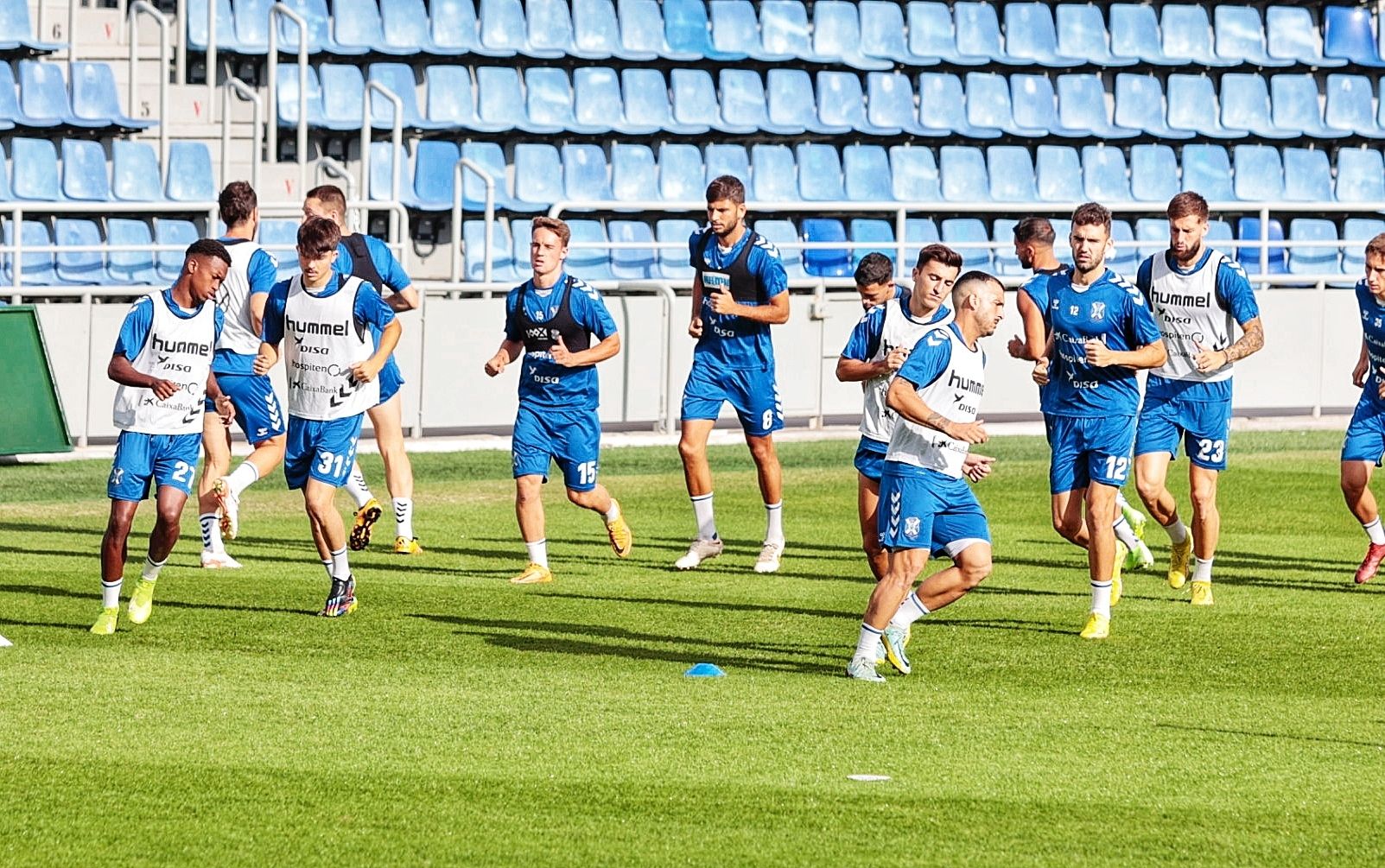 Entrenamiento del CD Tenerife antes del derbi canario