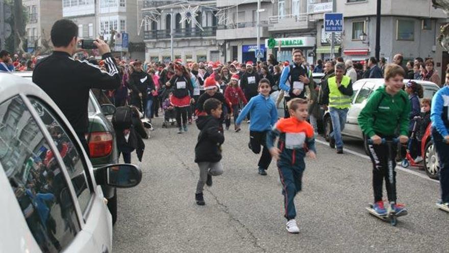 Niños durante la salida de la San Silvestre canguesa. | F.G.S.