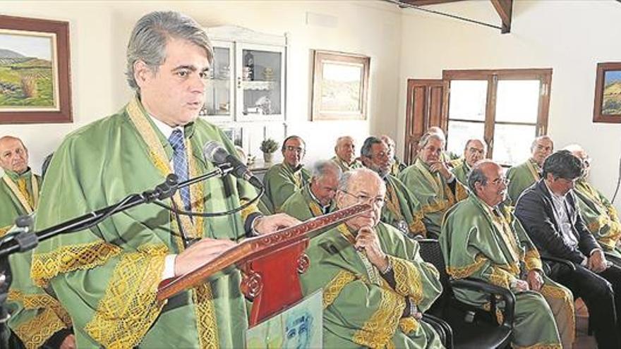 Jesús Pérez PROTAGONIZA LA SALUTACIÓN DEL VINO nuevo en el Lagar DE Los Raigones