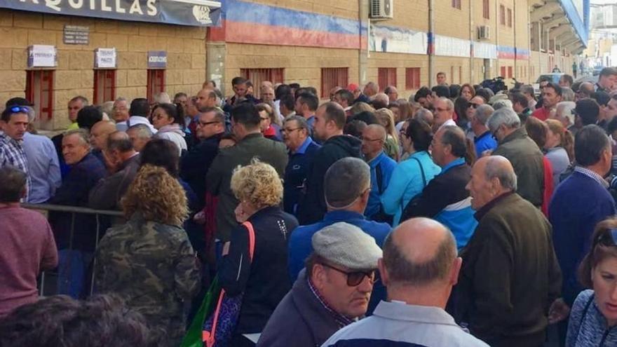 La ilusión por el ascenso desborda Almendralejo