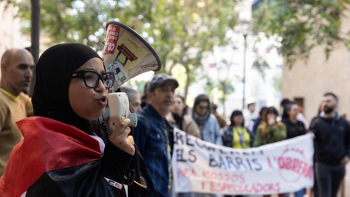 Protesta contra la presencia policial en los institutos, esta semana en Sabadell.