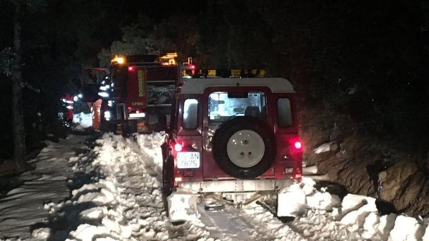 Movilización de bomberos al rescate de 14 personas en el Penyagolosa