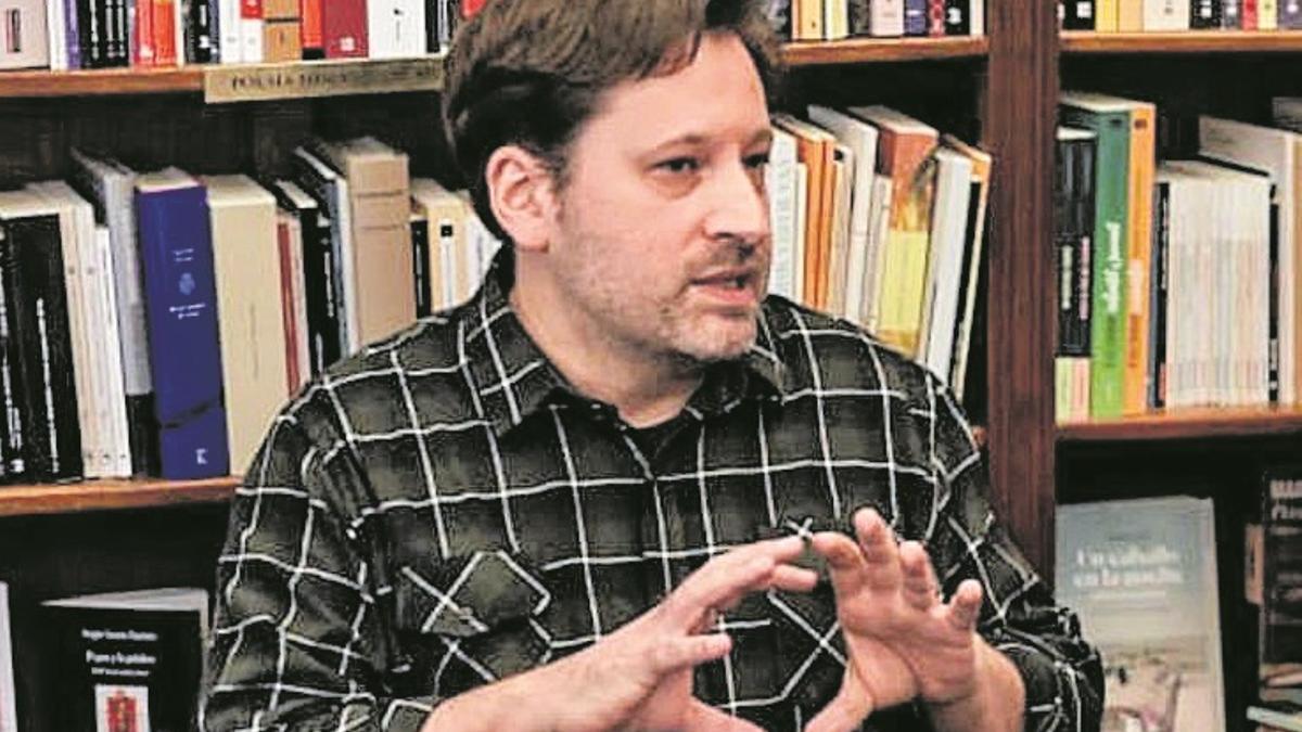 Juan Pablo Díaz Chorne, editor de Muñeca Infinita.