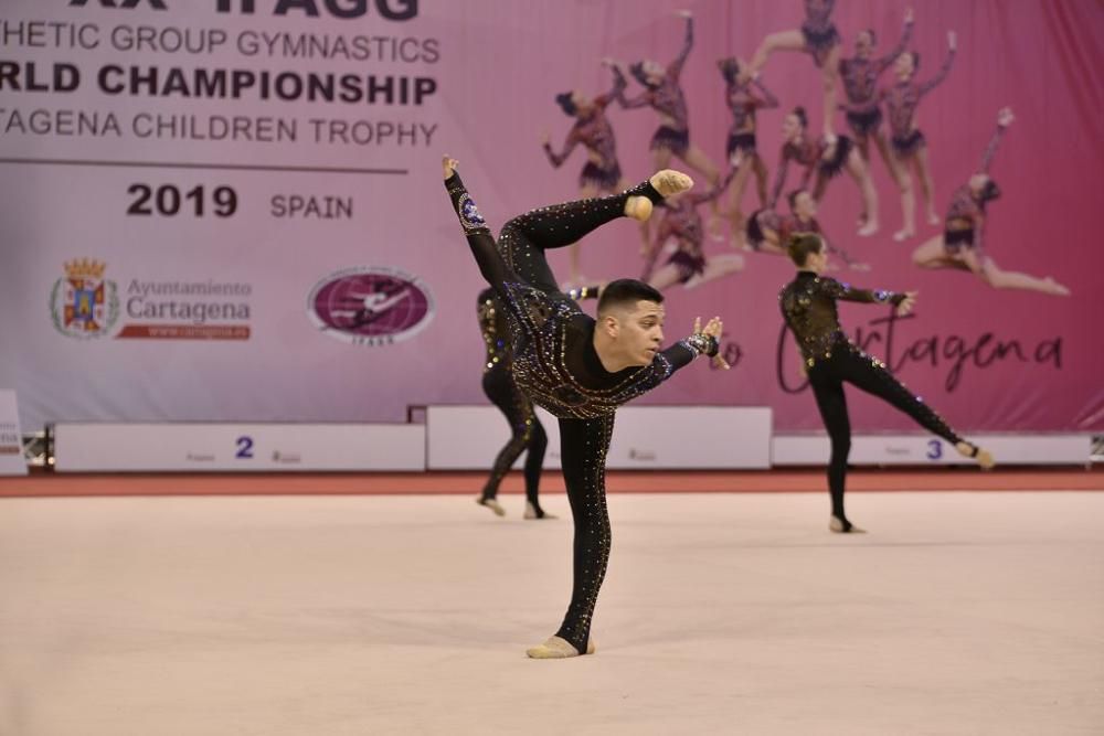 Actuaciones de Cordillera y Ritmica Cartagena, campeones del mundo