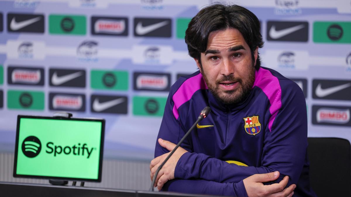 El Barça entrena en la previa de un nuevo Clásico