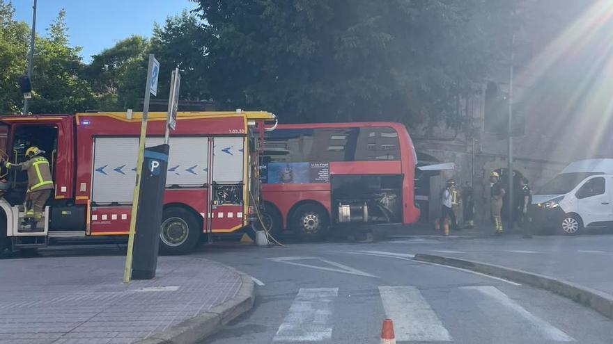 Ensurt a Berga amb un autobús que s'ha encès