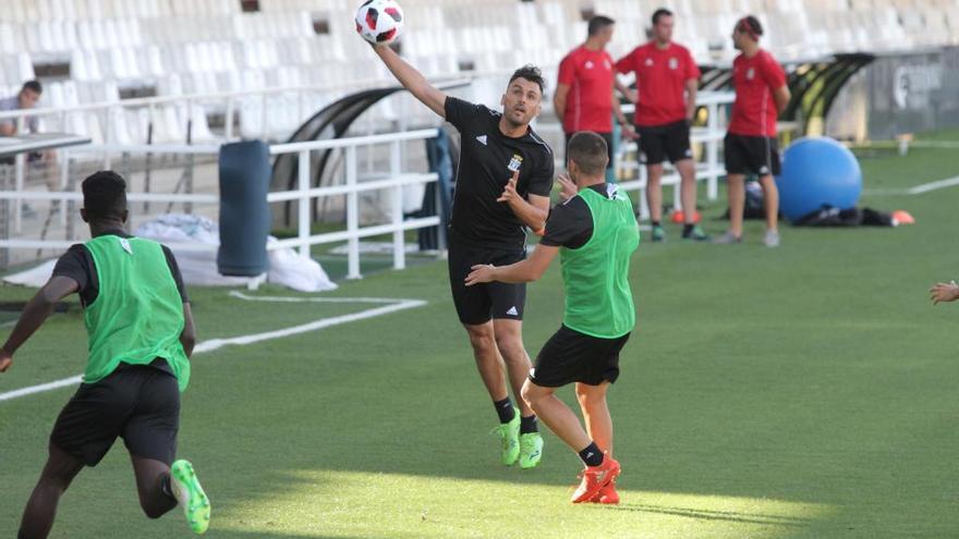 Alejandro Chavero en el entrenamiento del equipo el pasado lunes