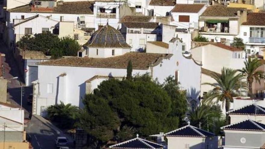 La ermita de Sant Vicent Ferrer está situada en el ámbito del BIC del casco antiguo.