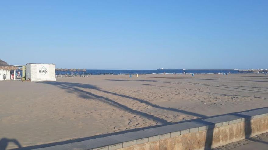 Playa de Alboraia, esta mañana a primera hora.