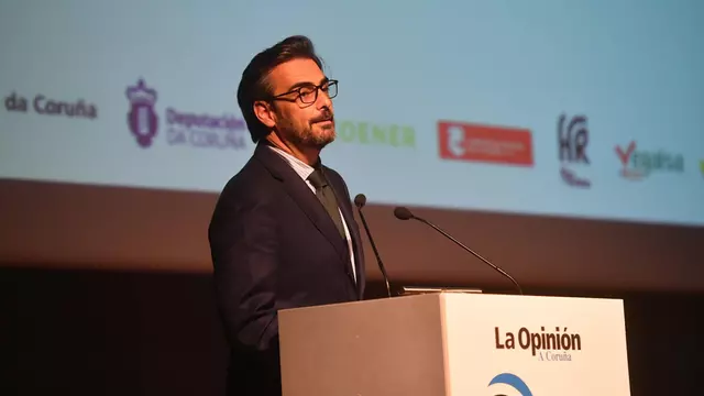 Diego Calvo: "Salisteis representando a una generación que se caracteriza por su inconformismo"