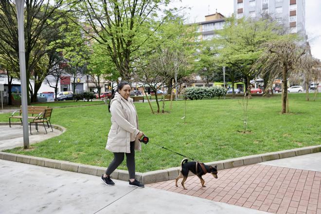 El parque Electra, en El Llano, luce nueva cara tras la reforma (en imágenes)