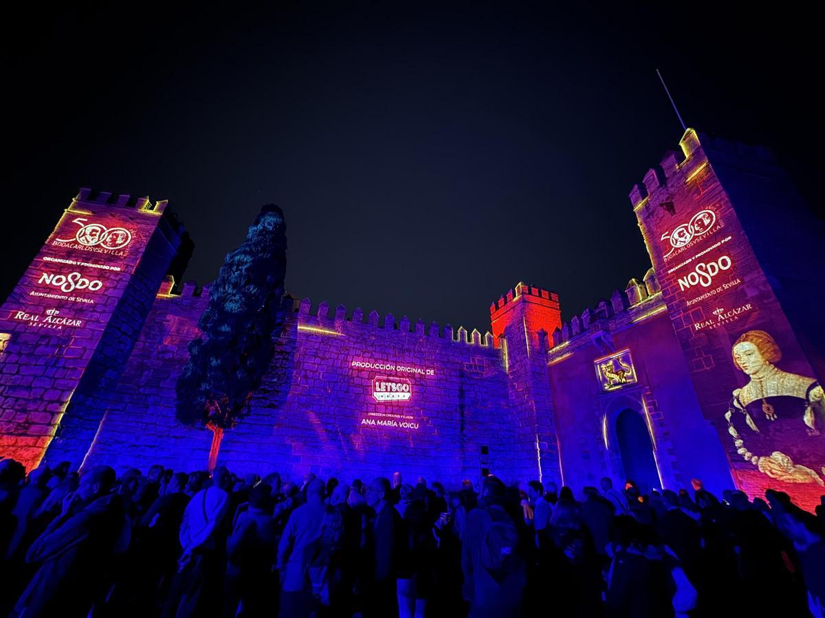 Las imágenes del videomapping de la conmemoración de las bodas de Carlos V