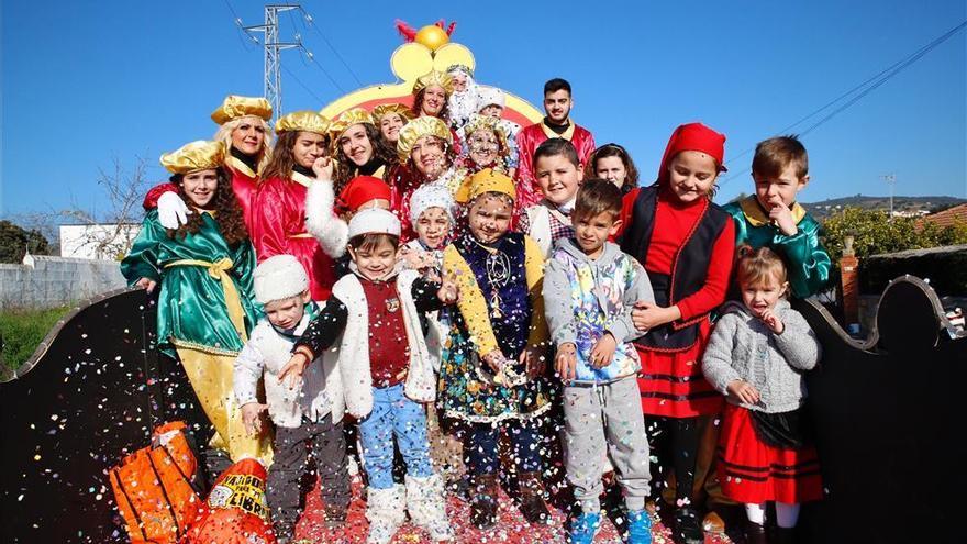 Los Reyes Magos también visitan las barriadas cordobesas