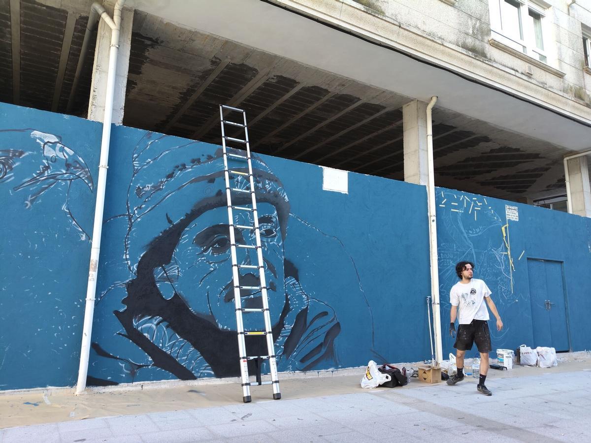 Mural homenaje a Félix Rodríguez de la Fuente en A Estrada.