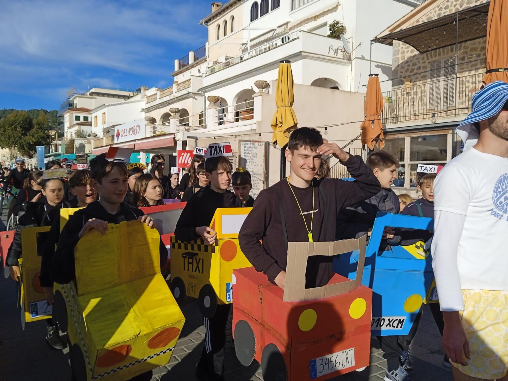 La Part Forana se entrega con 'bauxa' al Carnaval, en imágenes las 'rues' de los pueblos