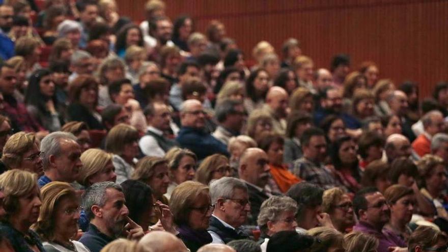 El público que llenó el auditorio del Niemeyer.