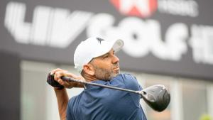 Sergio García, que defiende el título logrado en 2025, tuvo un buen inicio en Hong Kong, con la tercera plaza provisional