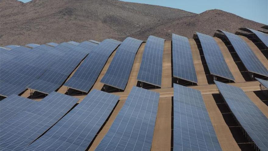 Extremadura muestra preocupación por la ventaja de la energía eólica frente a la fotovoltaica