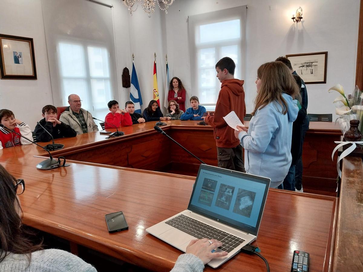 El Club de Ciencia del IES Johan Carballeira impulsa el proyecto "O mar empeza aquí en Bueu"