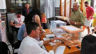 Extremadura: de la playa a votar con ventiladores