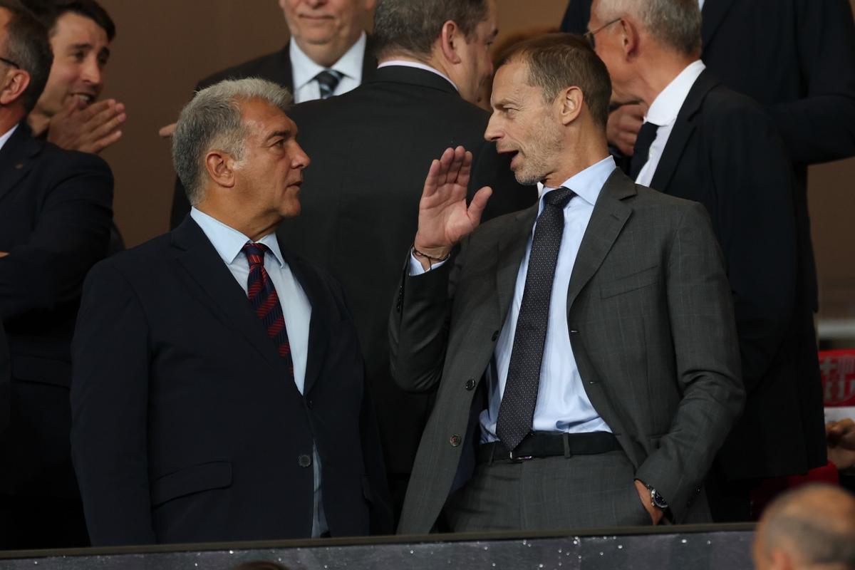 Laporta y Ceferin, en el palco