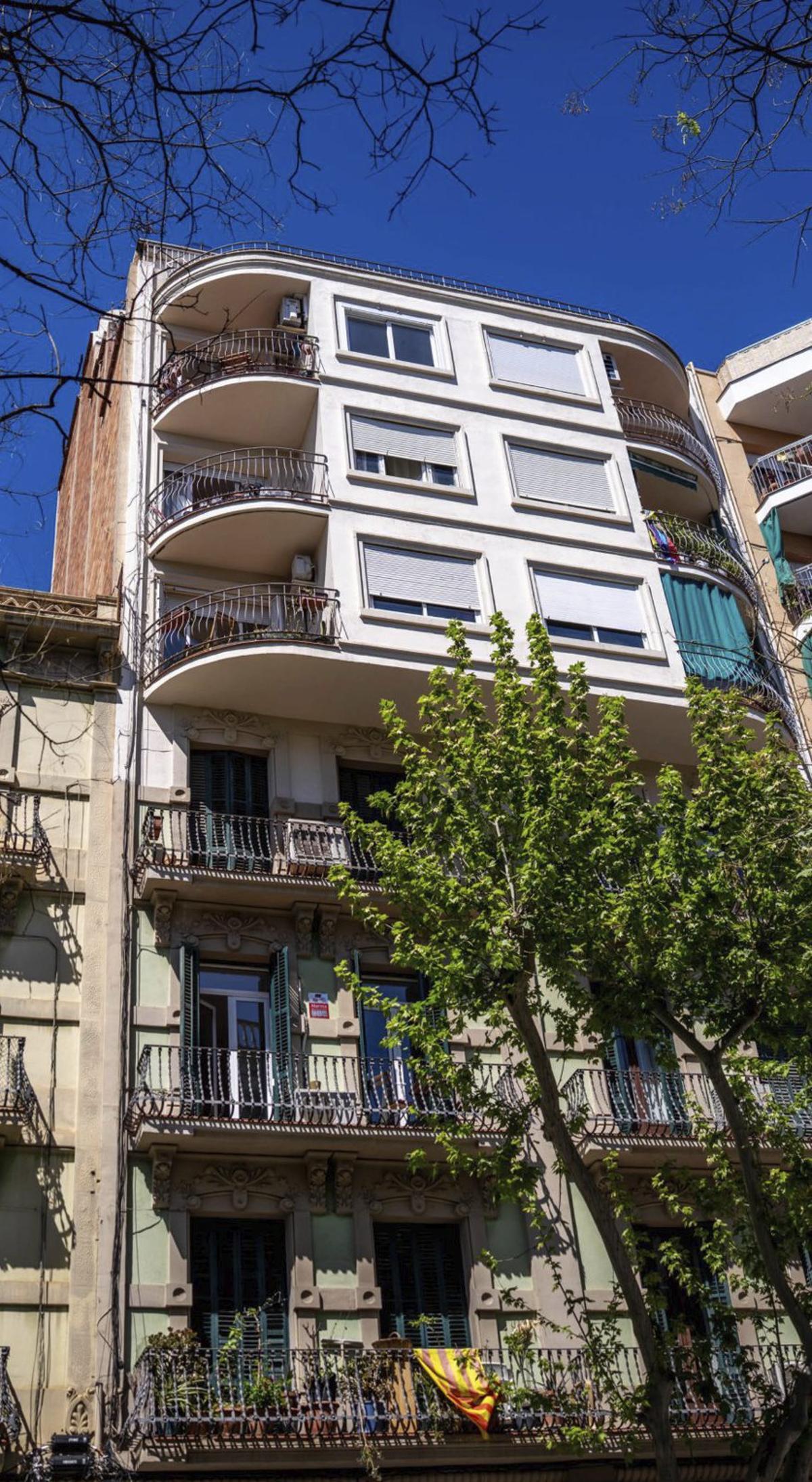 Un exemple de densificació en vertical, a Barcelona. | JORDI OTIX