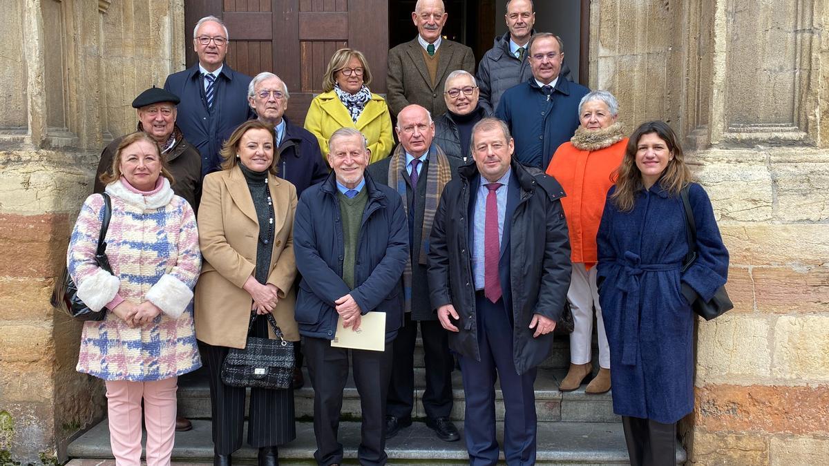 Foto de familia del jurado de la Amuravela de Oro.