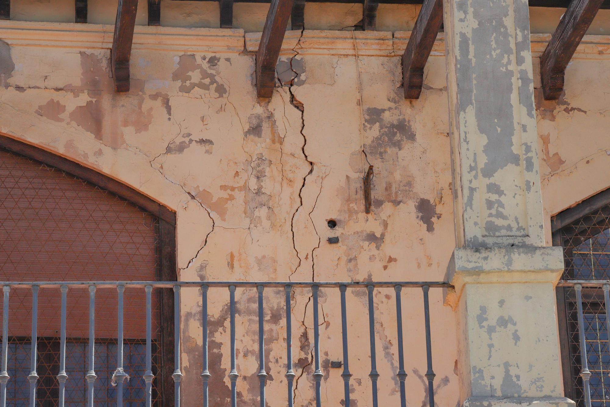 En este lamentable estado está el Palacio de Rubalcava de Orihuela