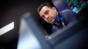 Xavi, durante su comparecencia ante los medios en la previa del clásico