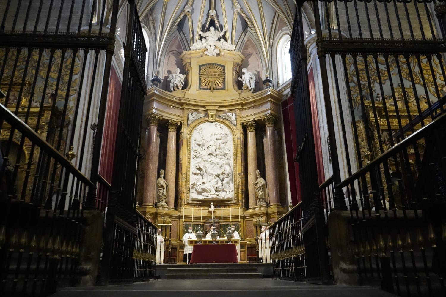 Ricardo Blázquez preside la misa crismal en la Catedral de Zamora