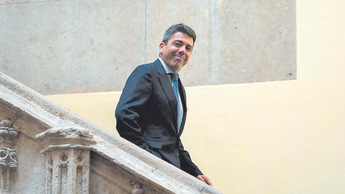 El ‘president’ Carlos Mazón, a su llegada ayer a un acto institucional celebrado en el Palau de la Generalitat.