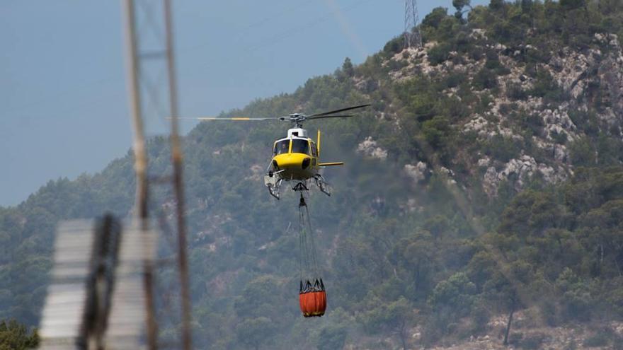 Controlado el incendio de Petra y extinguido el del cementerio de Manacor