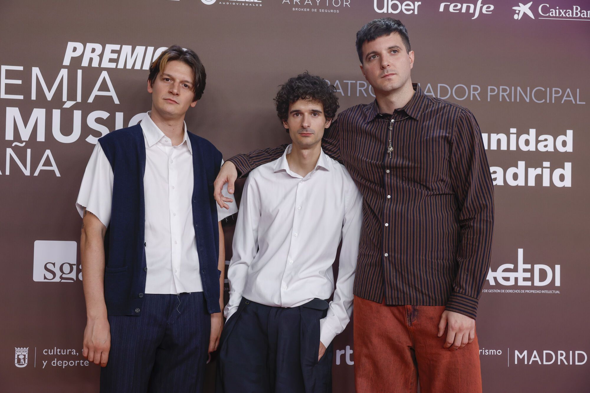 MADRID, 04/06/2025.- La banda Carolina Durante a su llegada a la II Edición de los premios de la Academia de la Música de España, este miércoles en Madrid. EFE/ Juanjo Martín