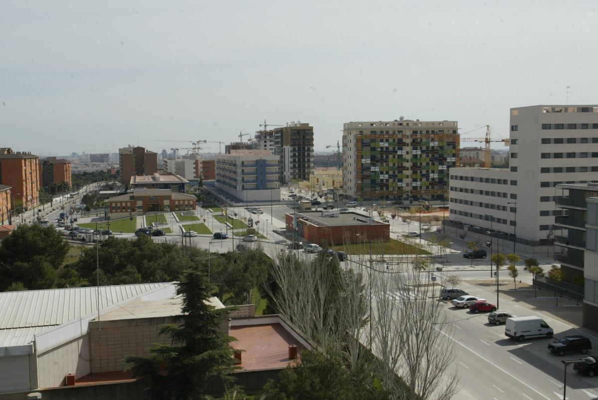 Vistas de edificios de Mas del Rosari, en Paterna.