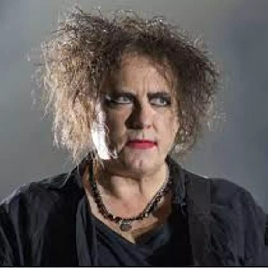Macrofestivales: The Cure, Jon Batiste y Myke Towers