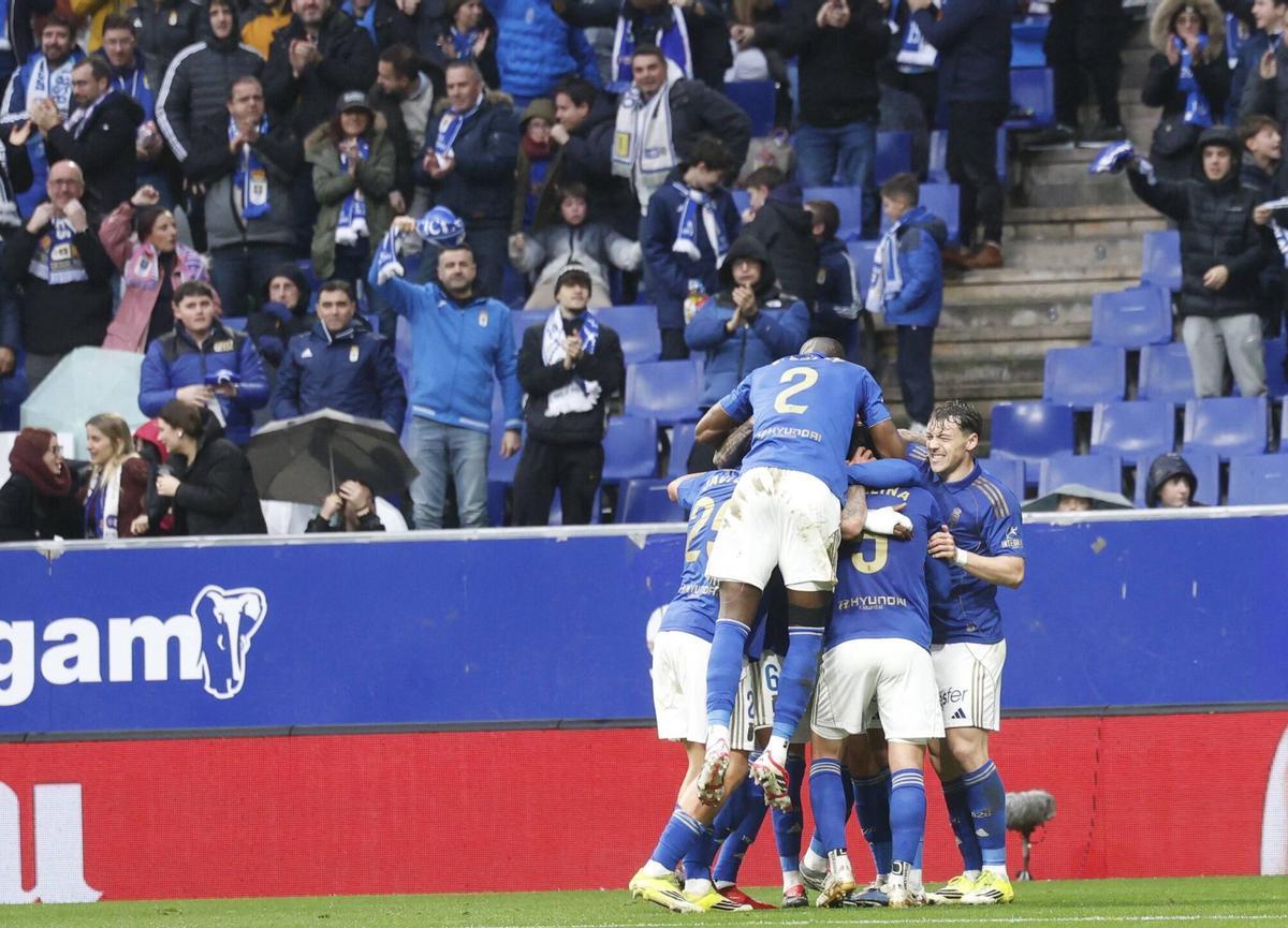 EN IMÁGENES: Así ha sido el duelo entre el Real Oviedo y el Valencia en el Tartiere