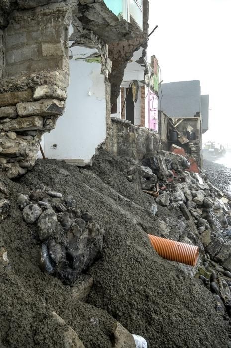 DERRUMBE VIVIENDA POR EL OLEAJE EN SAN ANDRES