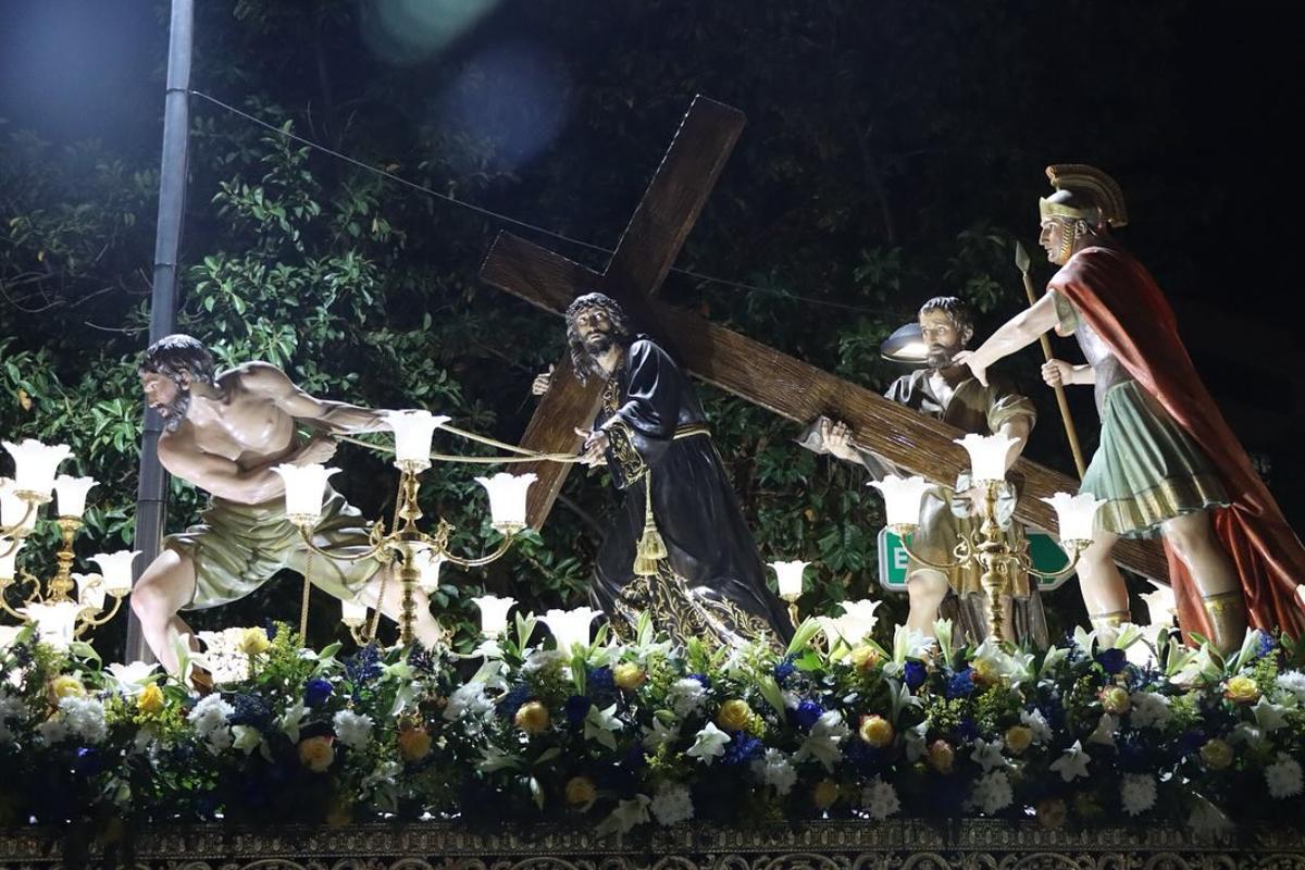 Paso de la Santa Faz para el encuentro con la Verónica