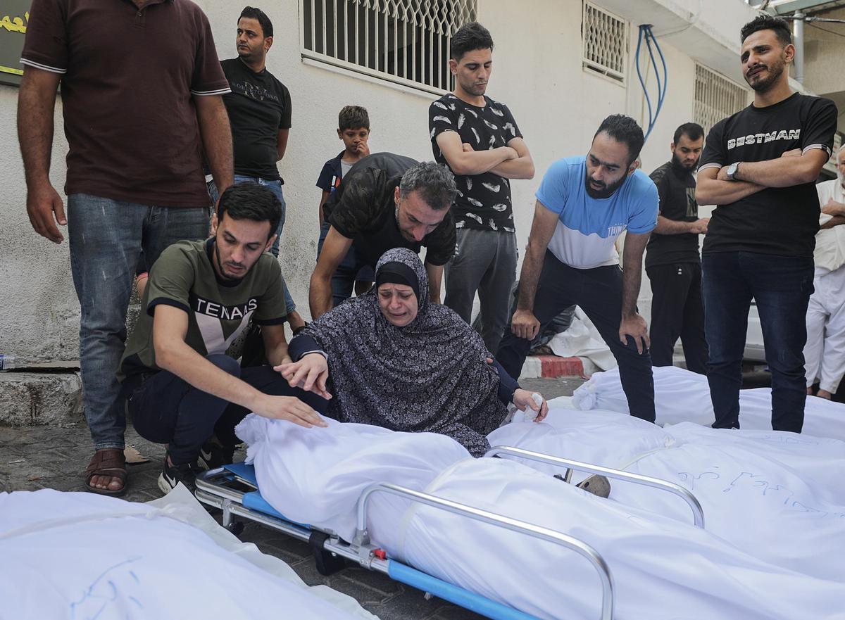 Drama en el hospital Al-Shefa de Gaza: se acumulan los cadáveres de palestinos