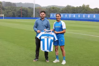 Marina Artero, jugadora del Dépor Abanca: "Fran Alonso me ha dado más confianza para creérmelo y sentirme más importante"
