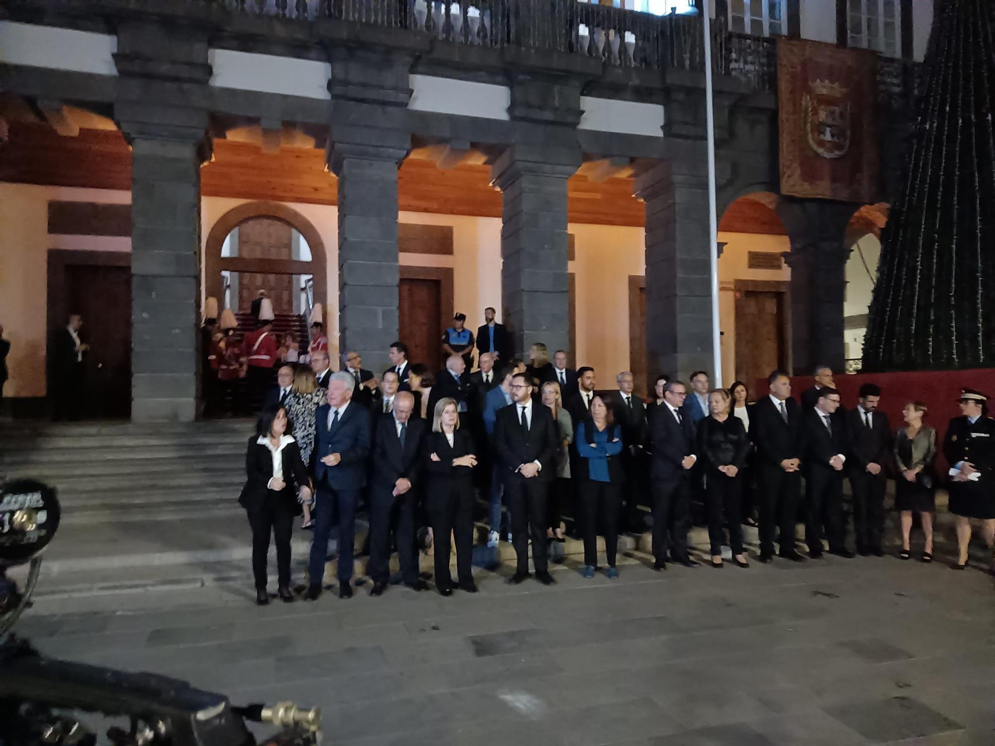 Capilla ardiente de Jerónimo Saavedra en las Casas Consistoriales de Las Palmas de Gran Canaria