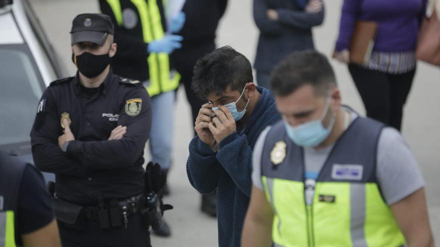 El hombre detenido confiesa que mató a su mujer de un golpe en la cabeza