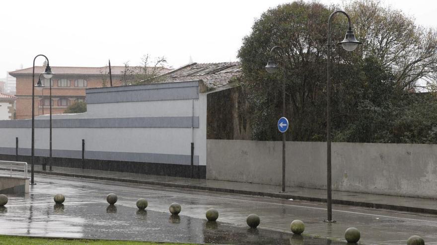 Entorno de Mariano Pola donde se ubica el terreno privado de Naval que el Ayuntamiento quiere comprar.  | JUAN PLAZA