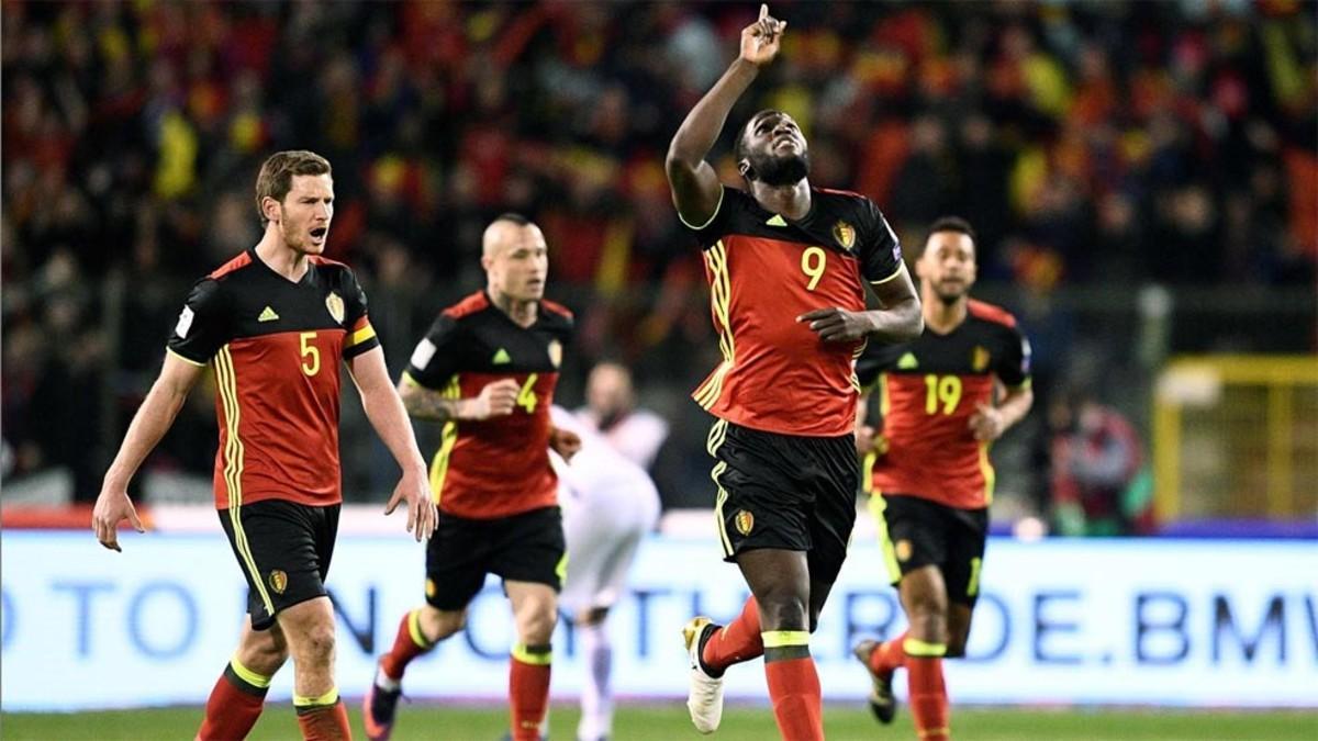 Lukaku, celebrando su gol a Grecia