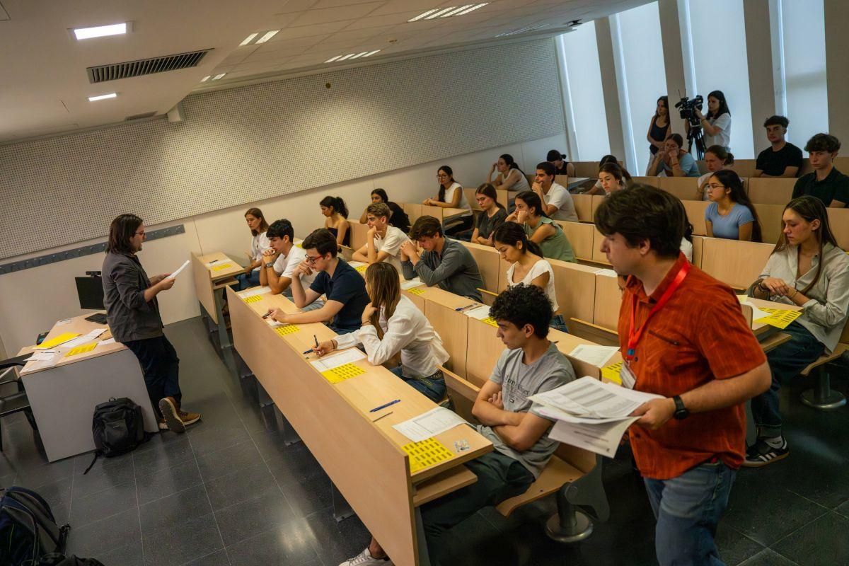 Primer exámen de las PAU en la Facultat de Dret de la UB
